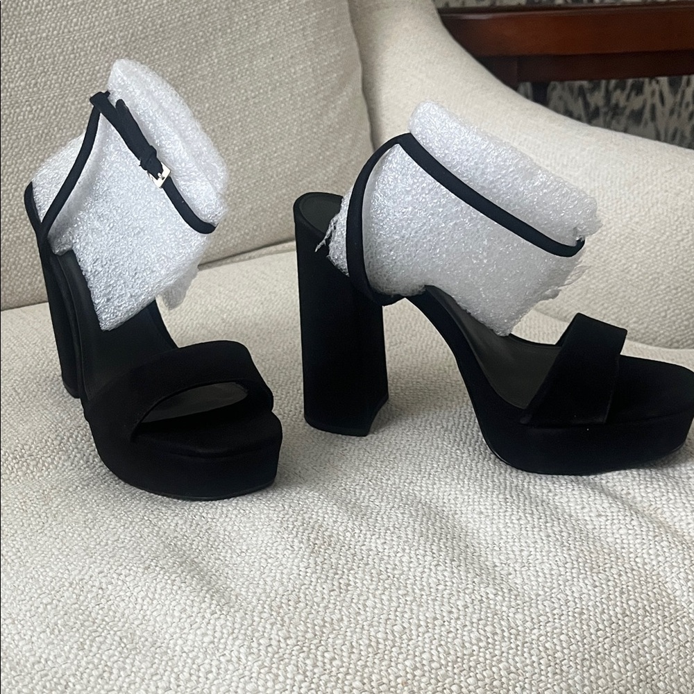 Steve Madden Black Suede less Platform Sandals